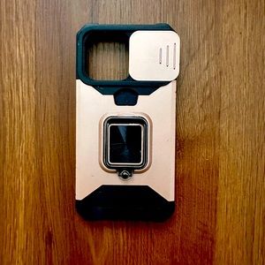 iPhone 13 case with sliding camera protector